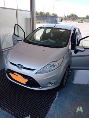 Vendo bellissima Ford Fiesta Ikon